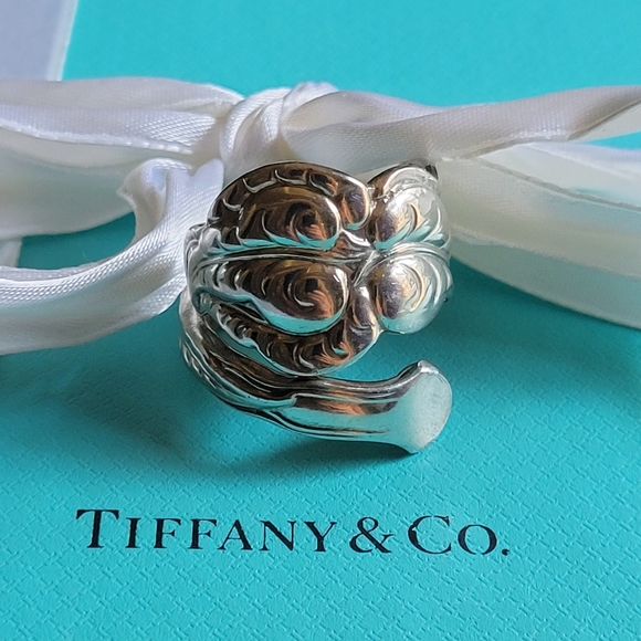 1889 Tiffany & Co. Ailanthus Spoon Ring 27 - Picture 2 of 16